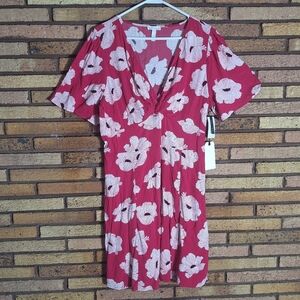 NWT Leith Large Pink V-Neck Floral Dress